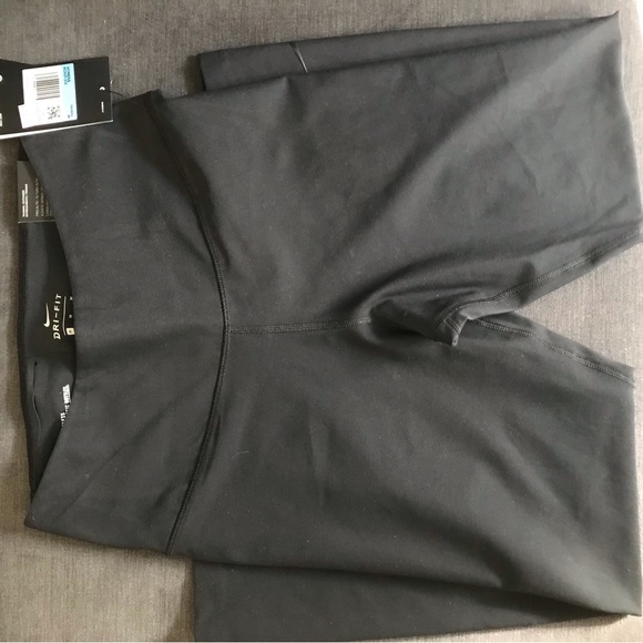 Training Pant - Picture 3 of 8